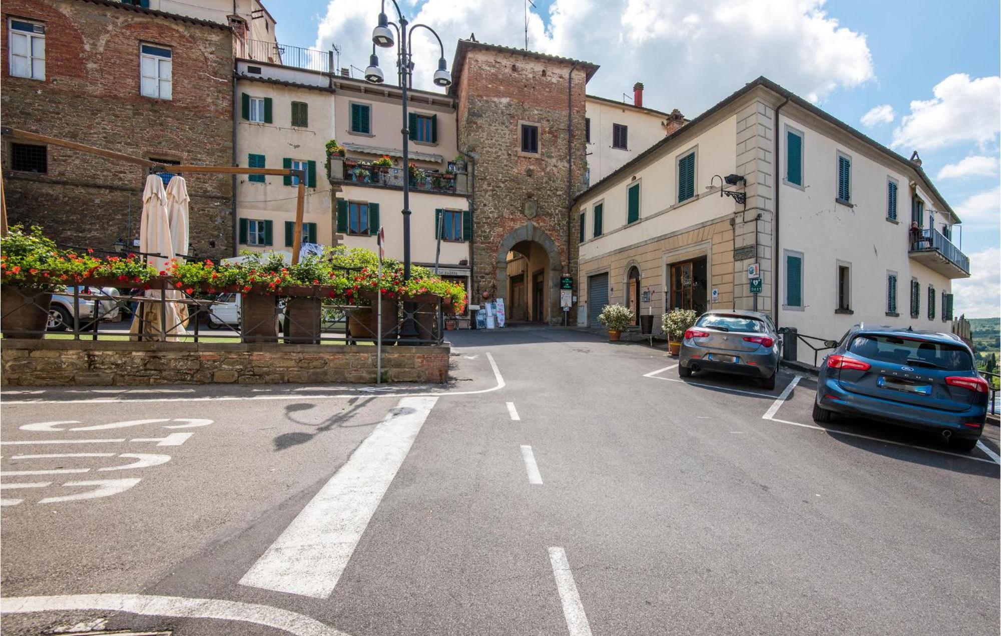 Nice Apartment In Monte San Savino With Kitchen Exteriör bild